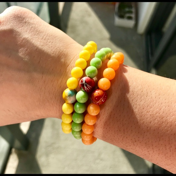 Set of 3 colorful bracelets - Picture 3 of 3